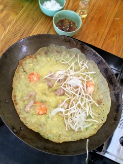 Banh Xeo Cooking